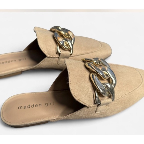 Madden Girl Women's Tan Faux Leather Squireee Mule Gold Chain Size 8.5 - Picture 2 of 8
